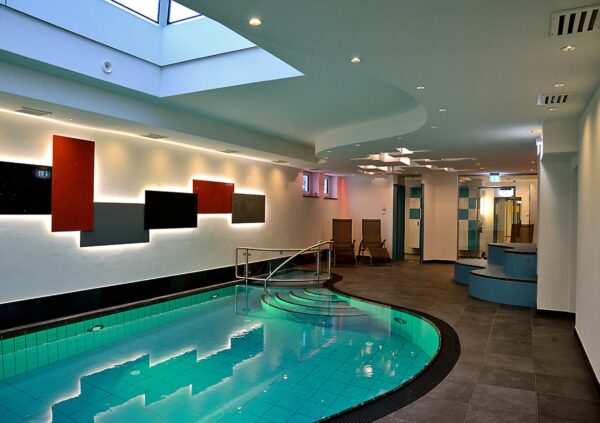 Schwimmbad (1)